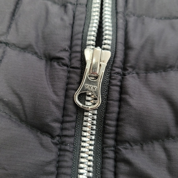 The North Face Thermoball Light Puffer Jacket - Picture 14 of 16